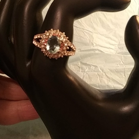 💍 ENGAGEMENT 🎁 GIFT RING.SIZE 9 - Picture 1 of 5